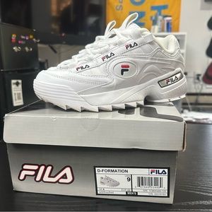 Womens FILA D-Formation Chunky Sneakers